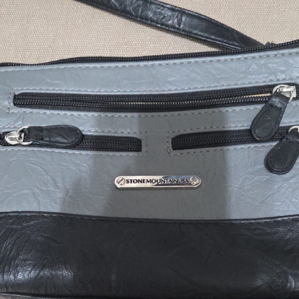 Stone Mountain Leather Black and Gray Crossbody Purse Bag Sporty Design Zippers - Picture 6 of 6
